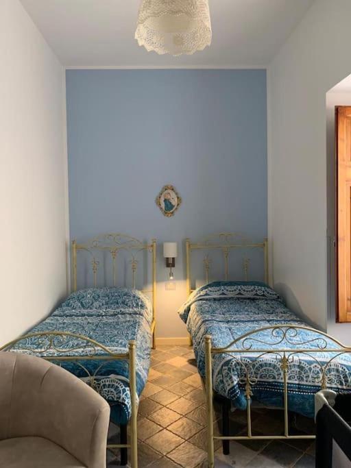 Angelina'S Apartment Cefalu Exterior photo