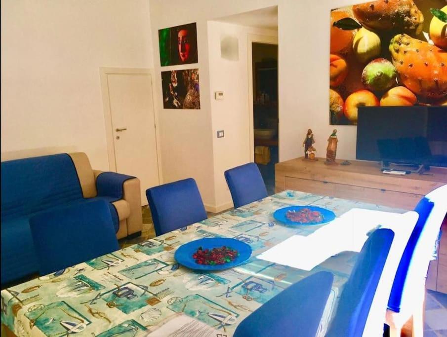 Angelina'S Apartment Cefalu Exterior photo